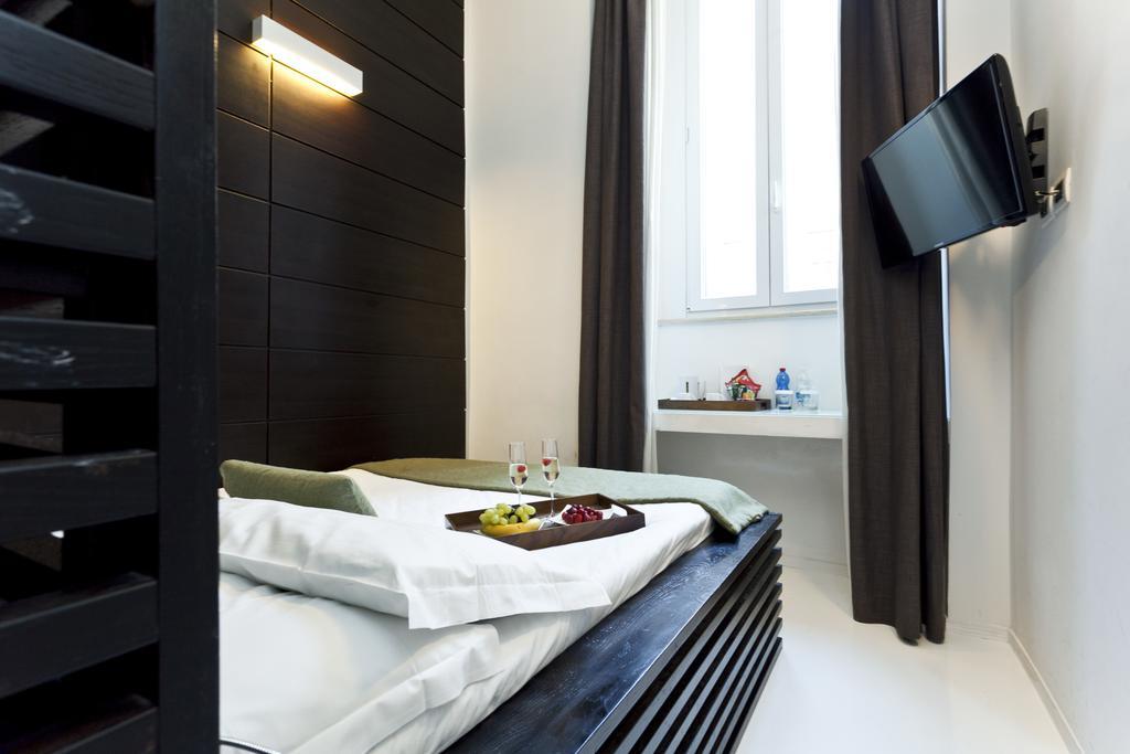 Navona Suites Ρώμη Δωμάτιο φωτογραφία